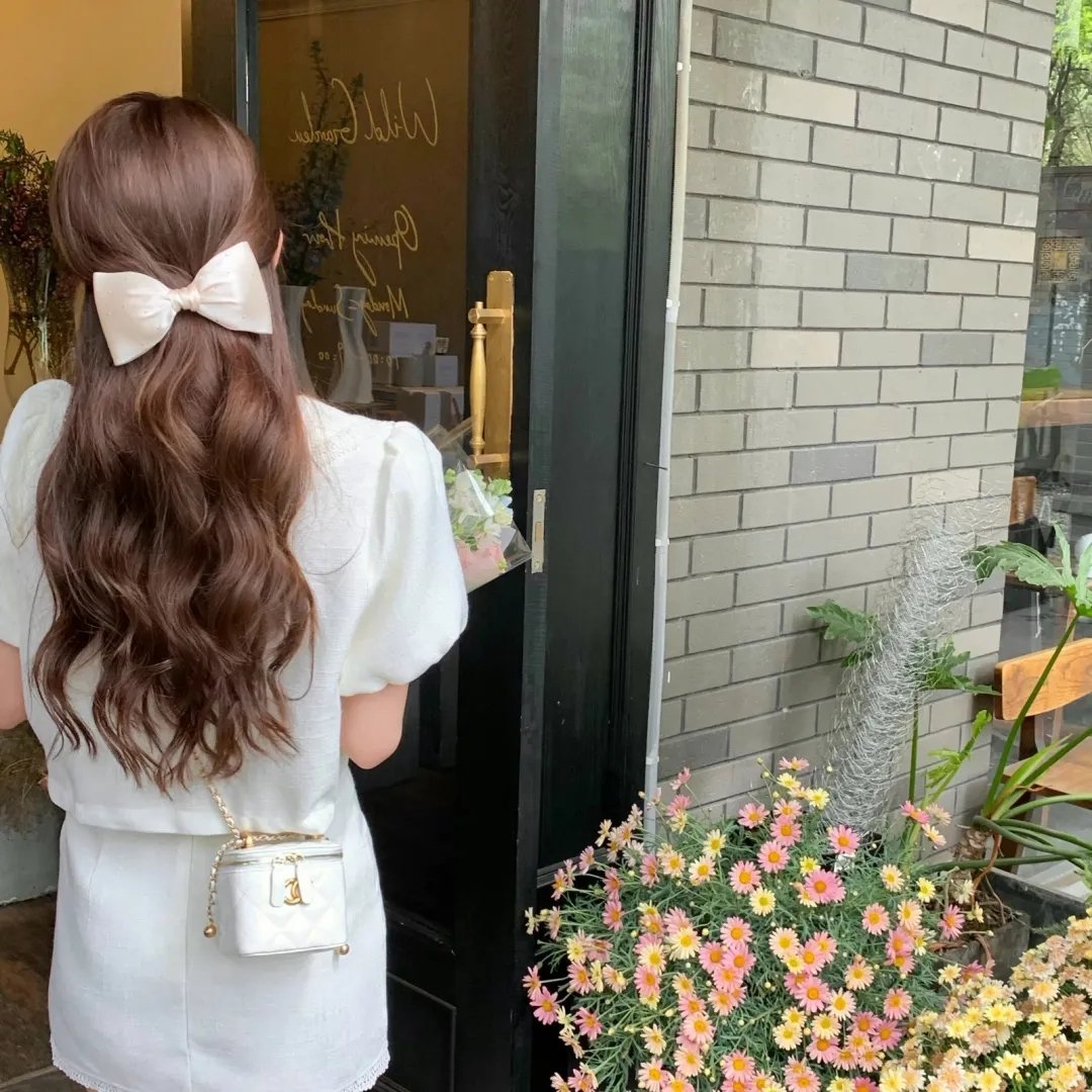 石榴的颜色